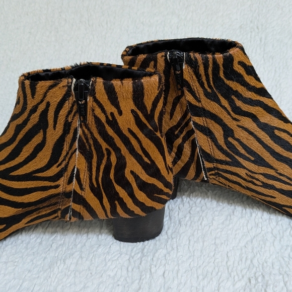 MANGO Leopard Print Pointed Toe ankle Boots 37 - Picture 7 of 7